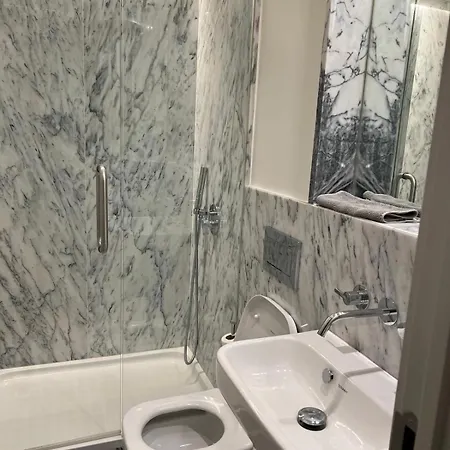 Familiar Conectada Com Varanda منزل للإقامة Lisboa